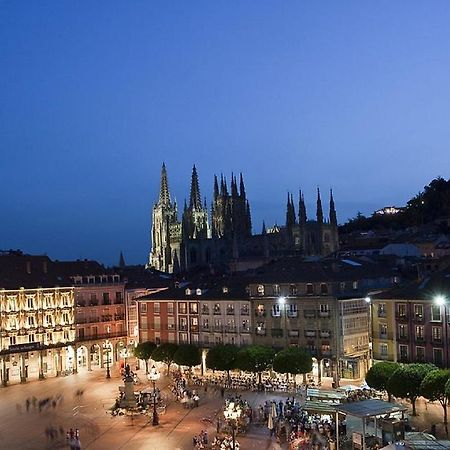 Apartamento Turistico Plaza Mayor Burgo Kültér fotó