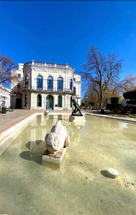 Apartamento Turistico Plaza Mayor Burgo Kültér fotó